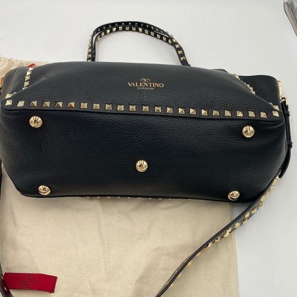Women’s Valentino Garavani rockstud pebble grain calfskin tote bag made in Italy - Picture 7 of 17